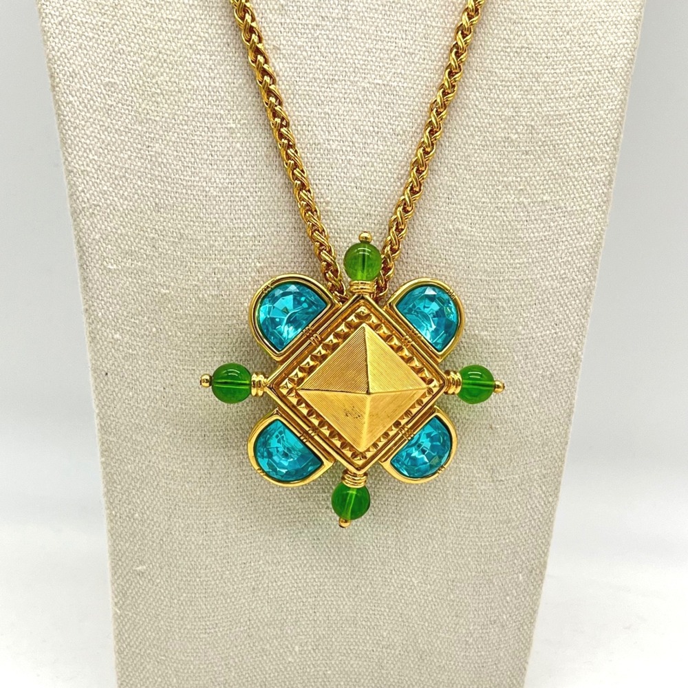 SMB Sandi Miller Borrows Vintage Gold Tone Teal Green Pendant Brooch Necklace